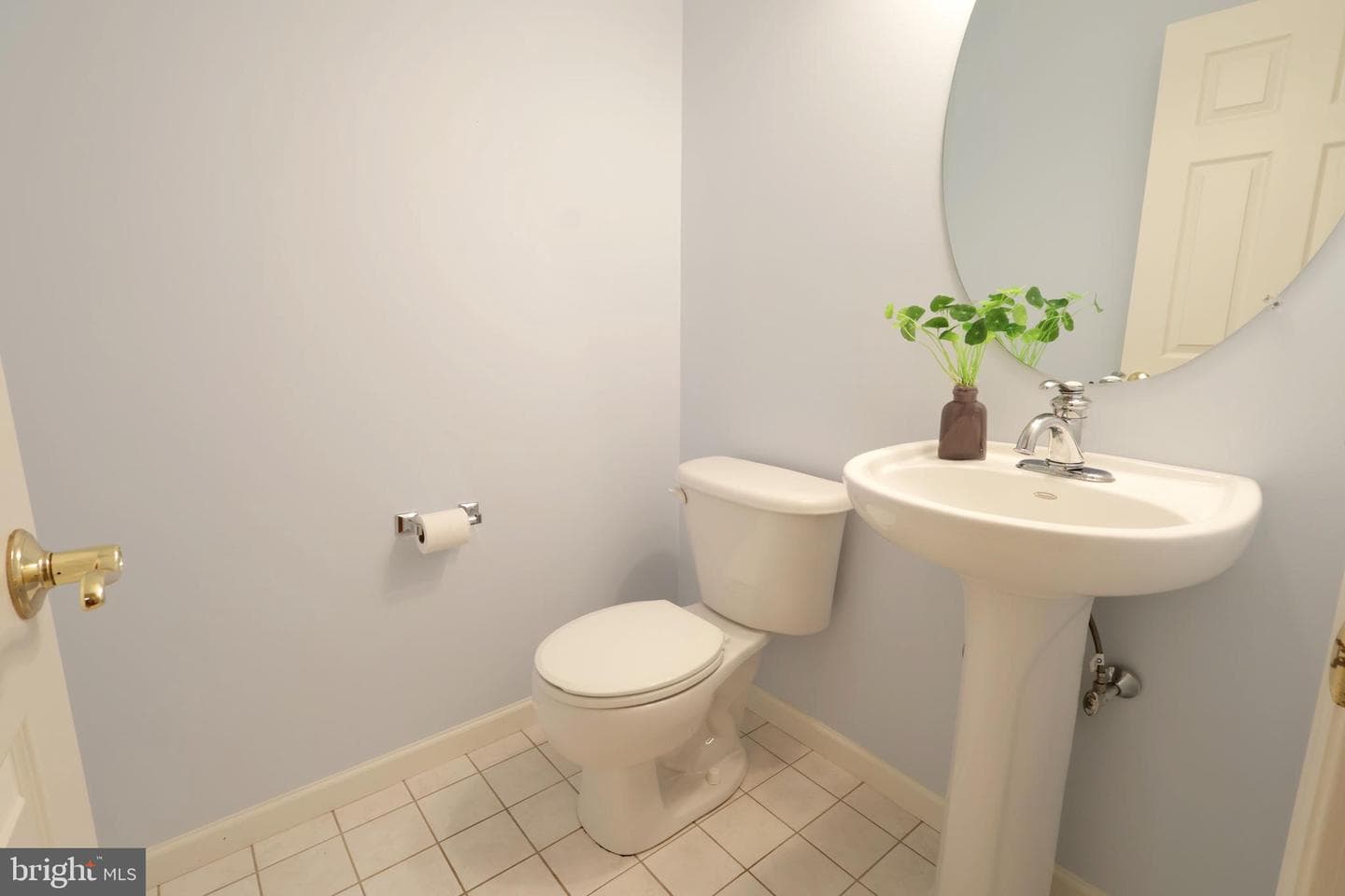 133 Lincoln Avenue photo 8