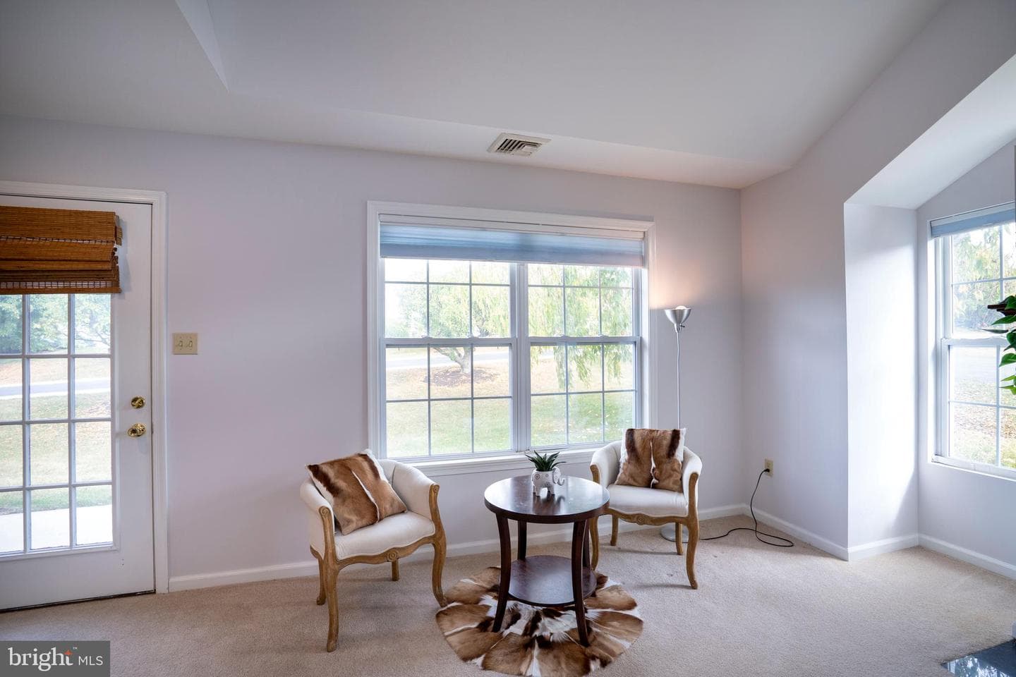106 Wellington Drive photo 28