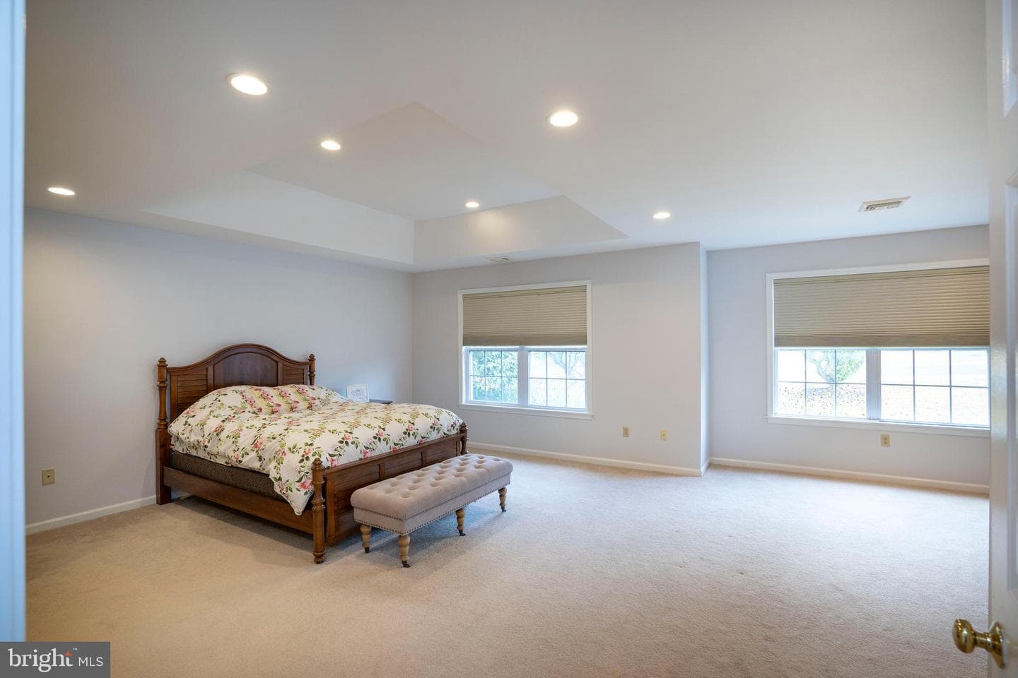 106 Wellington Drive photo 31