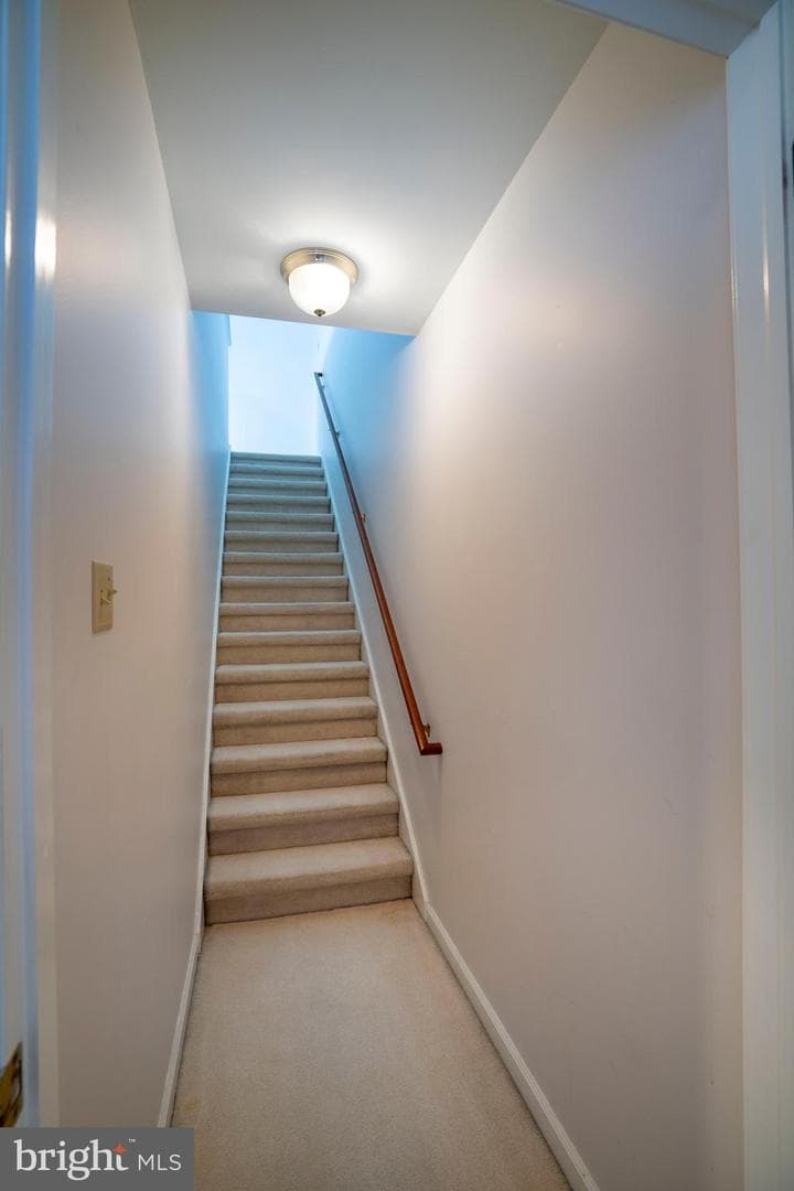 106 Wellington Drive photo 40