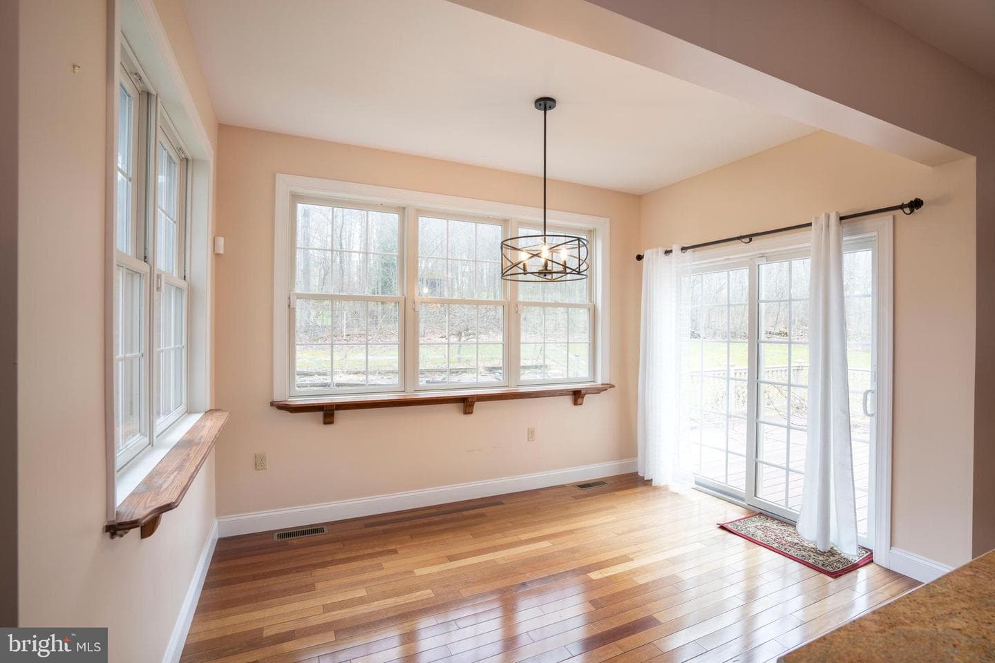 120 Meadowview Drive photo 18