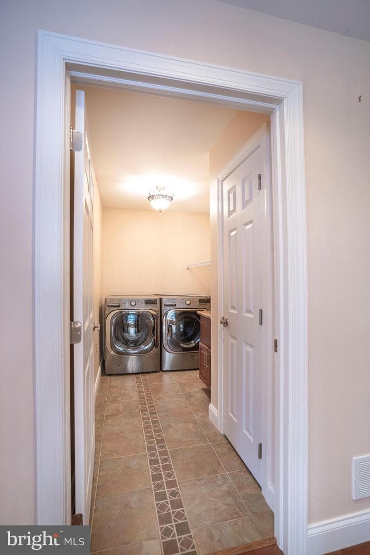 120 Meadowview Drive photo 30