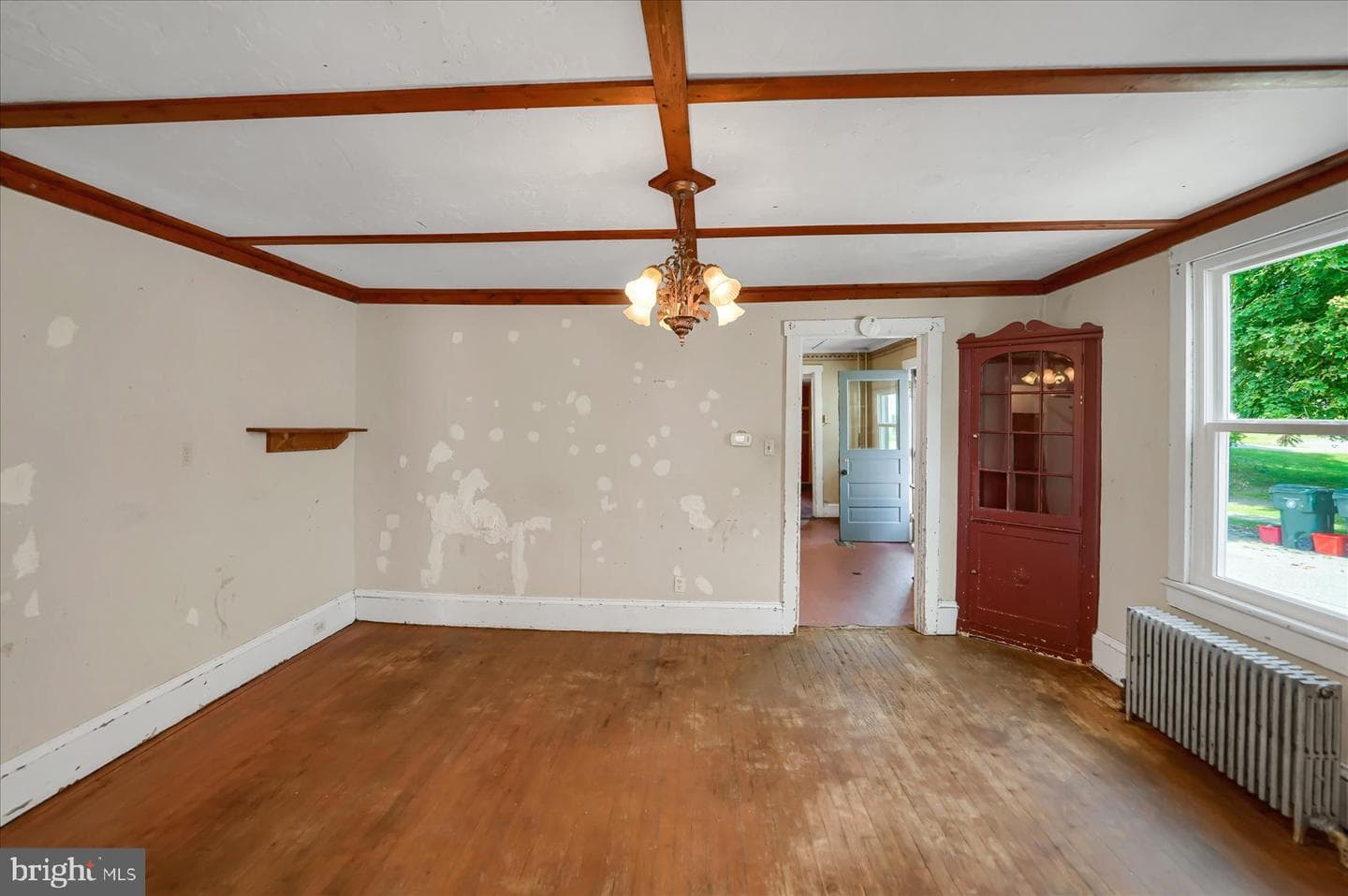 237 E Bishop Street photo 20