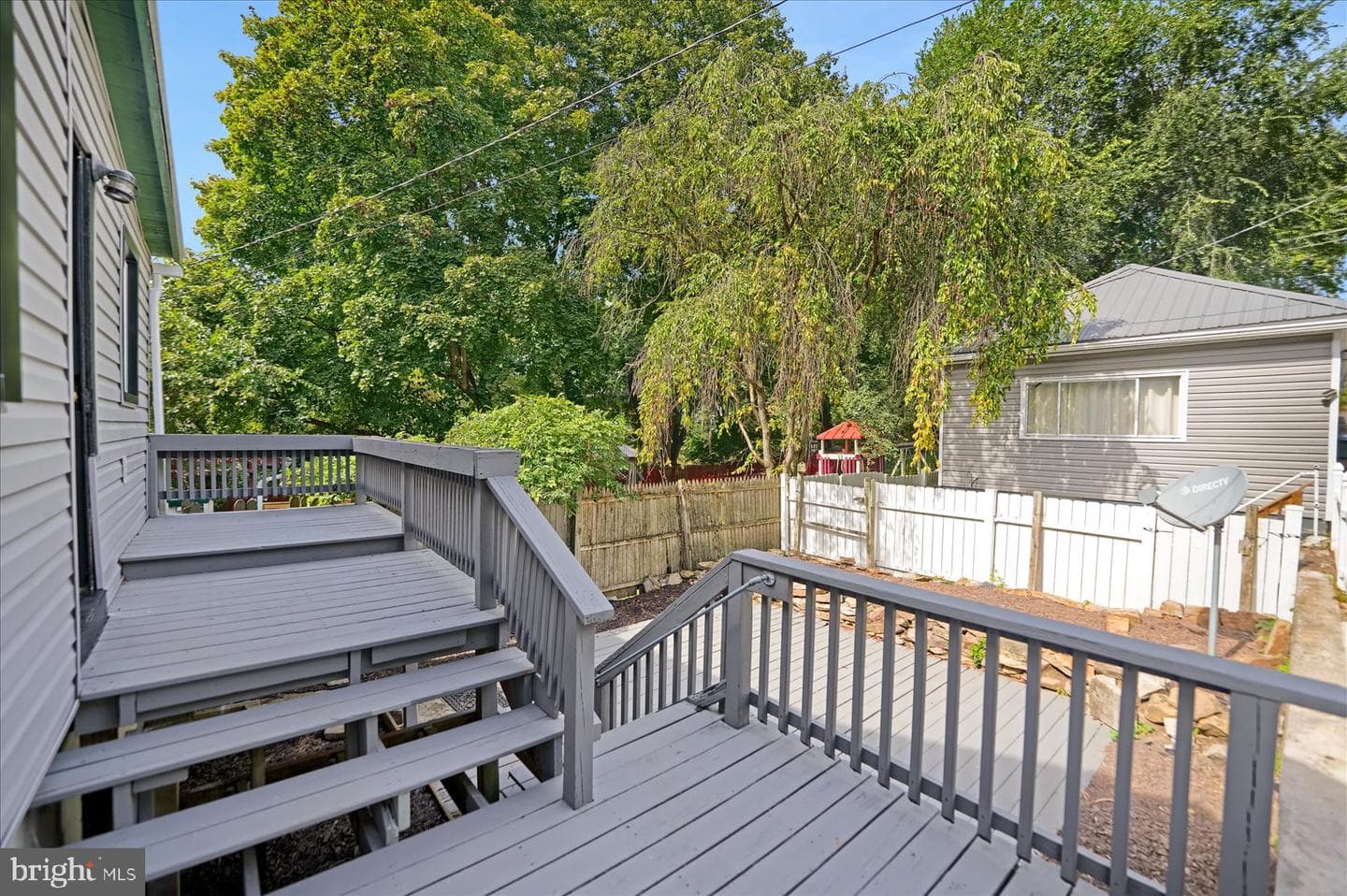 237 E Bishop Street photo 41