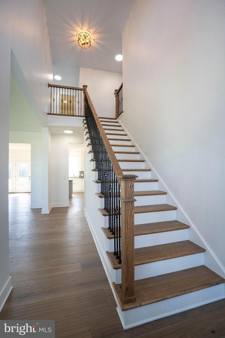 178 Apple View Drive photo 31