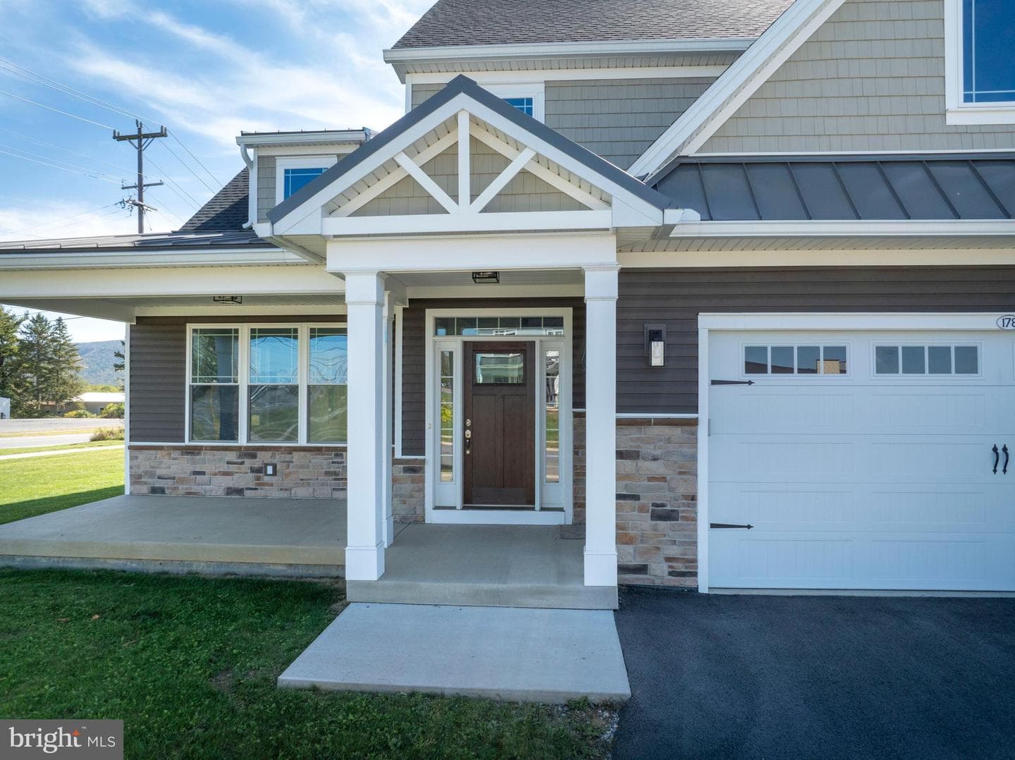 178 Apple View Drive photo 6