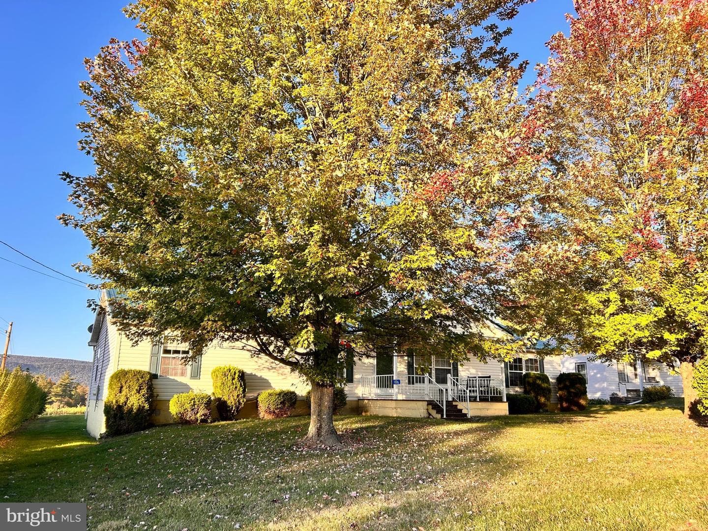 106 Mountain Avenue photo 2