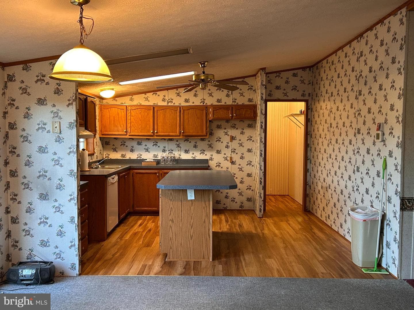 106 Mountain Avenue photo 29