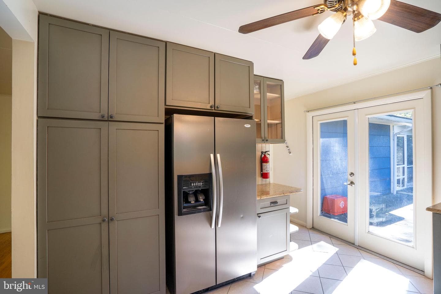 936 Taylor Street photo 23