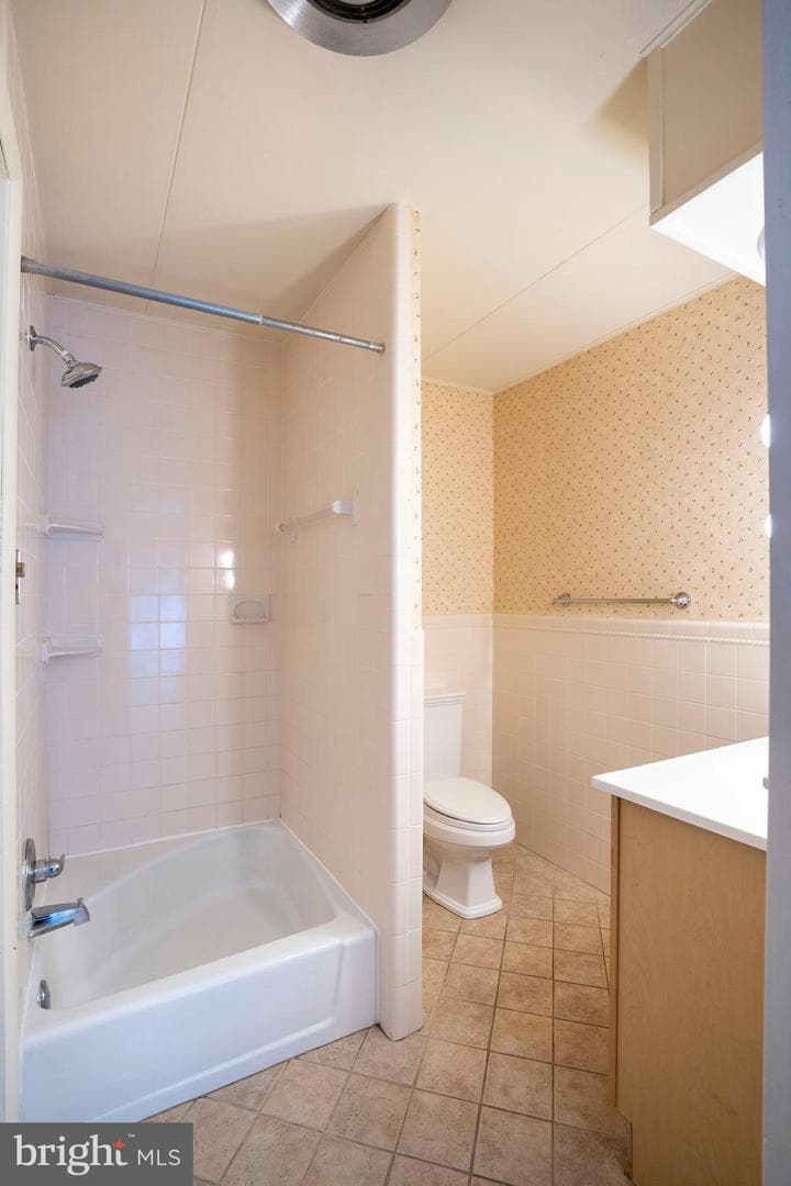 936 Taylor Street photo 40