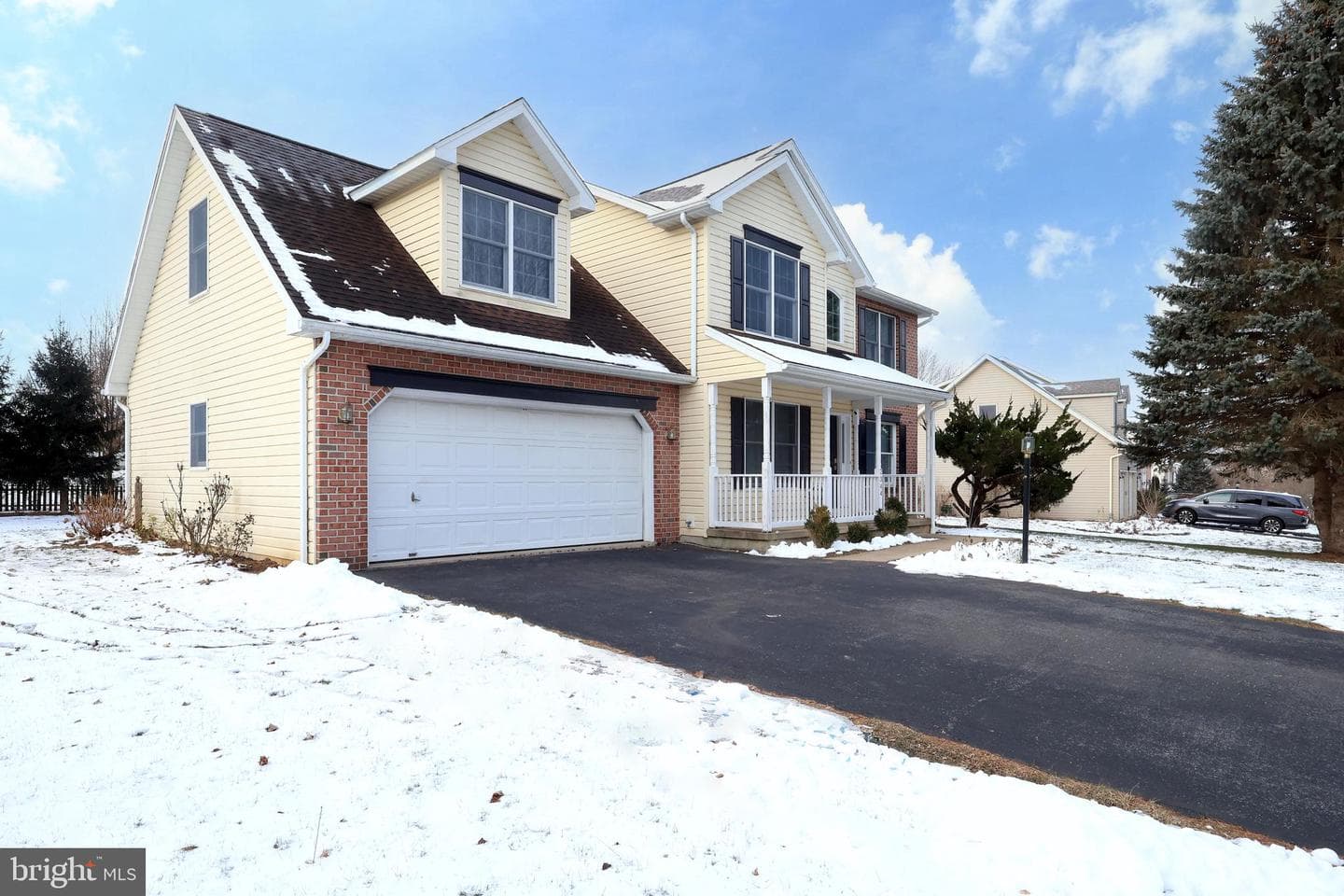 2344 Autumnwood Drive photo 3