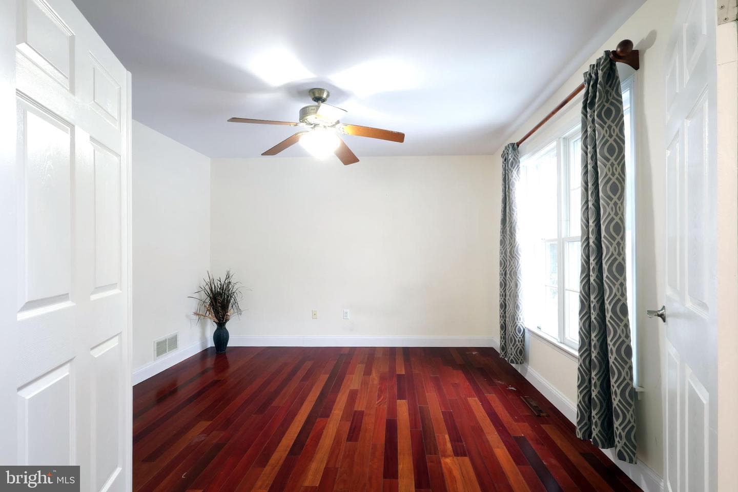 2344 Autumnwood Drive photo 33