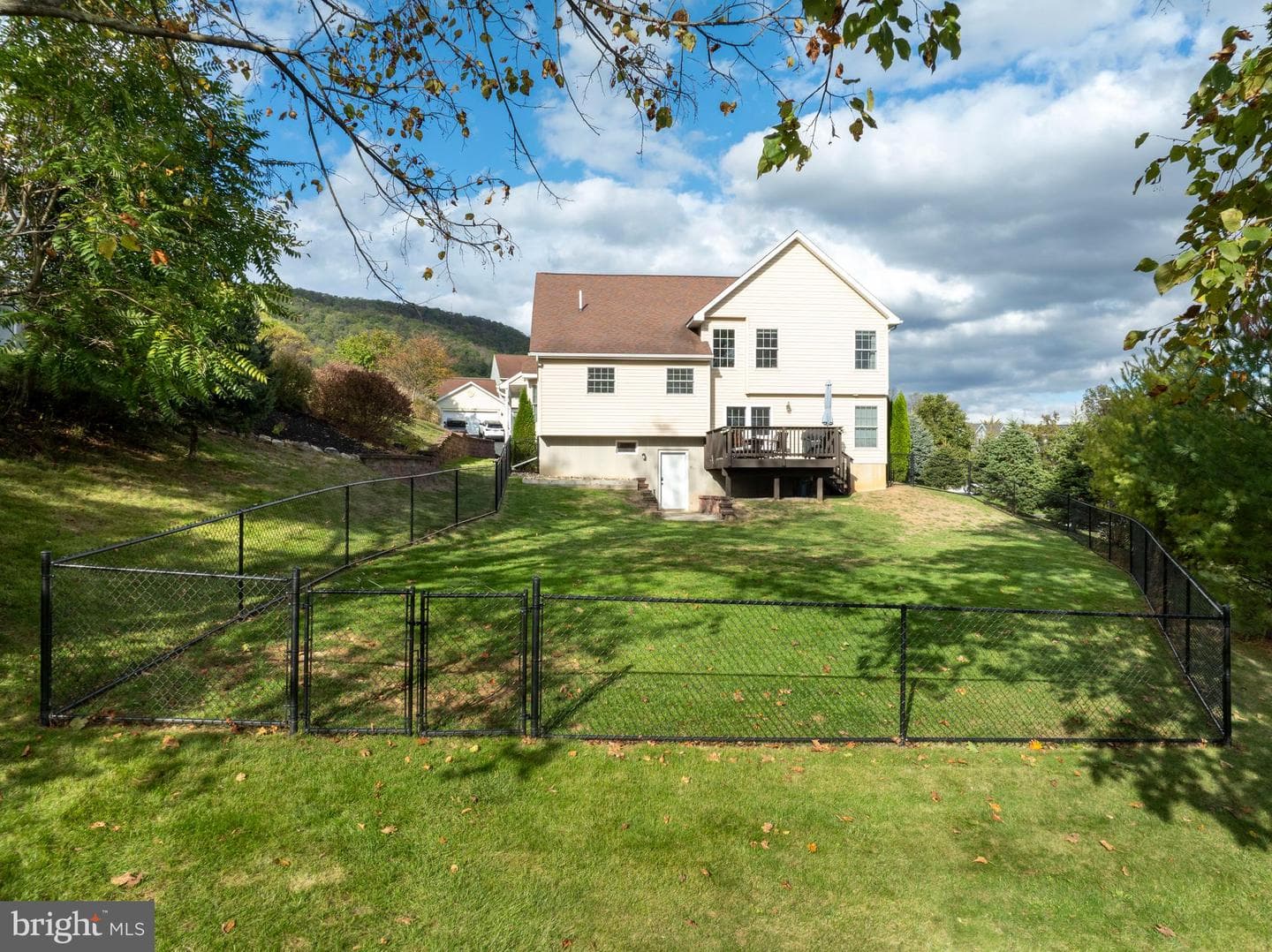 184 Wiltshire Drive photo 48