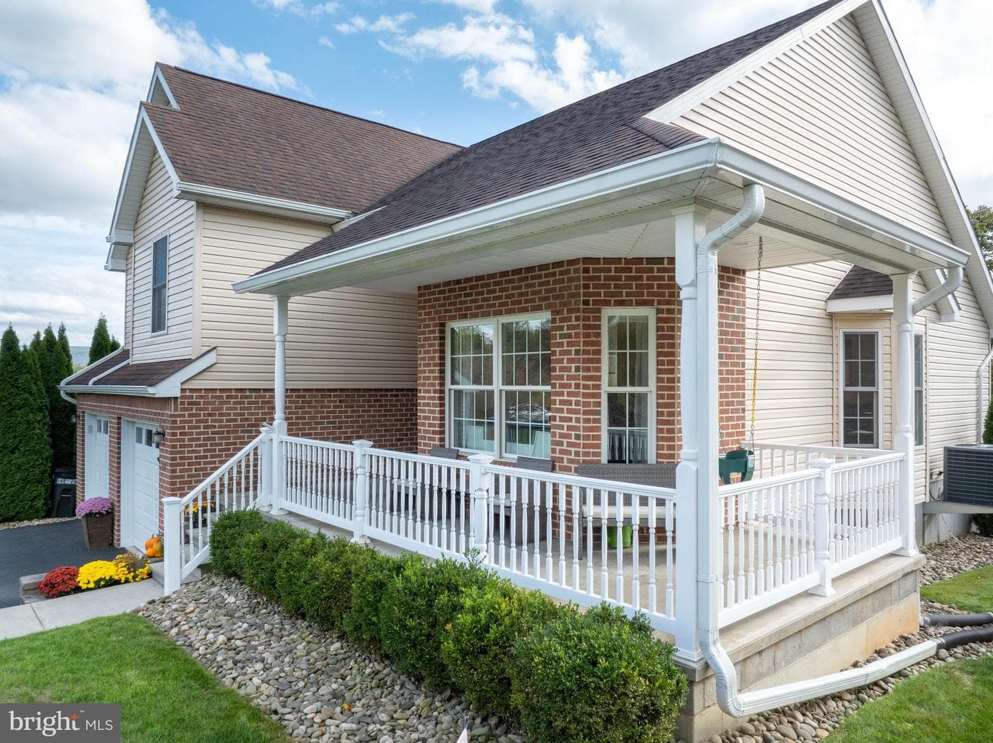 184 Wiltshire Drive photo 55