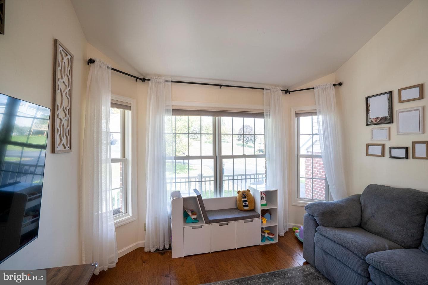 184 Wiltshire Drive photo 8