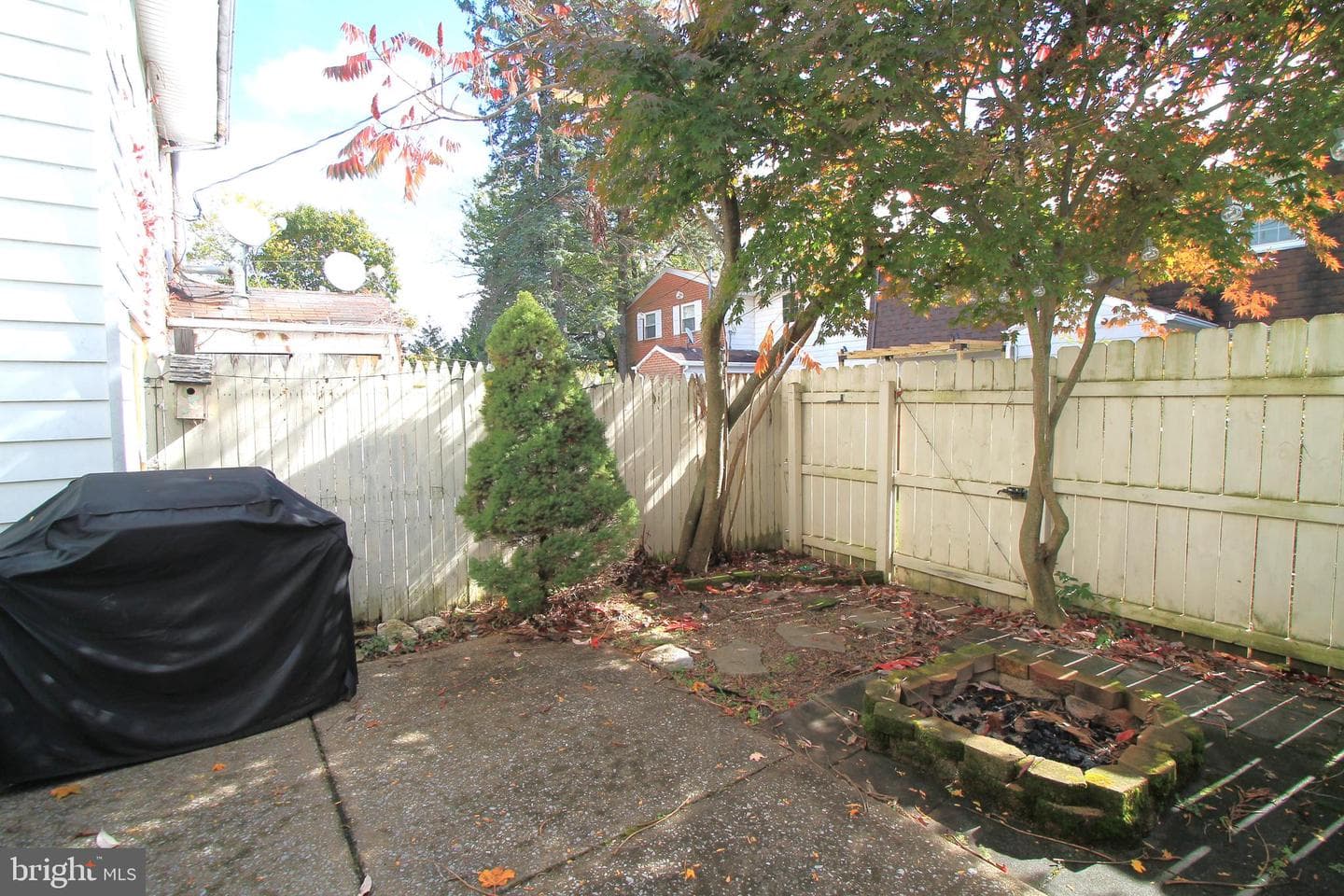 1111c W Aaron Drive photo 33