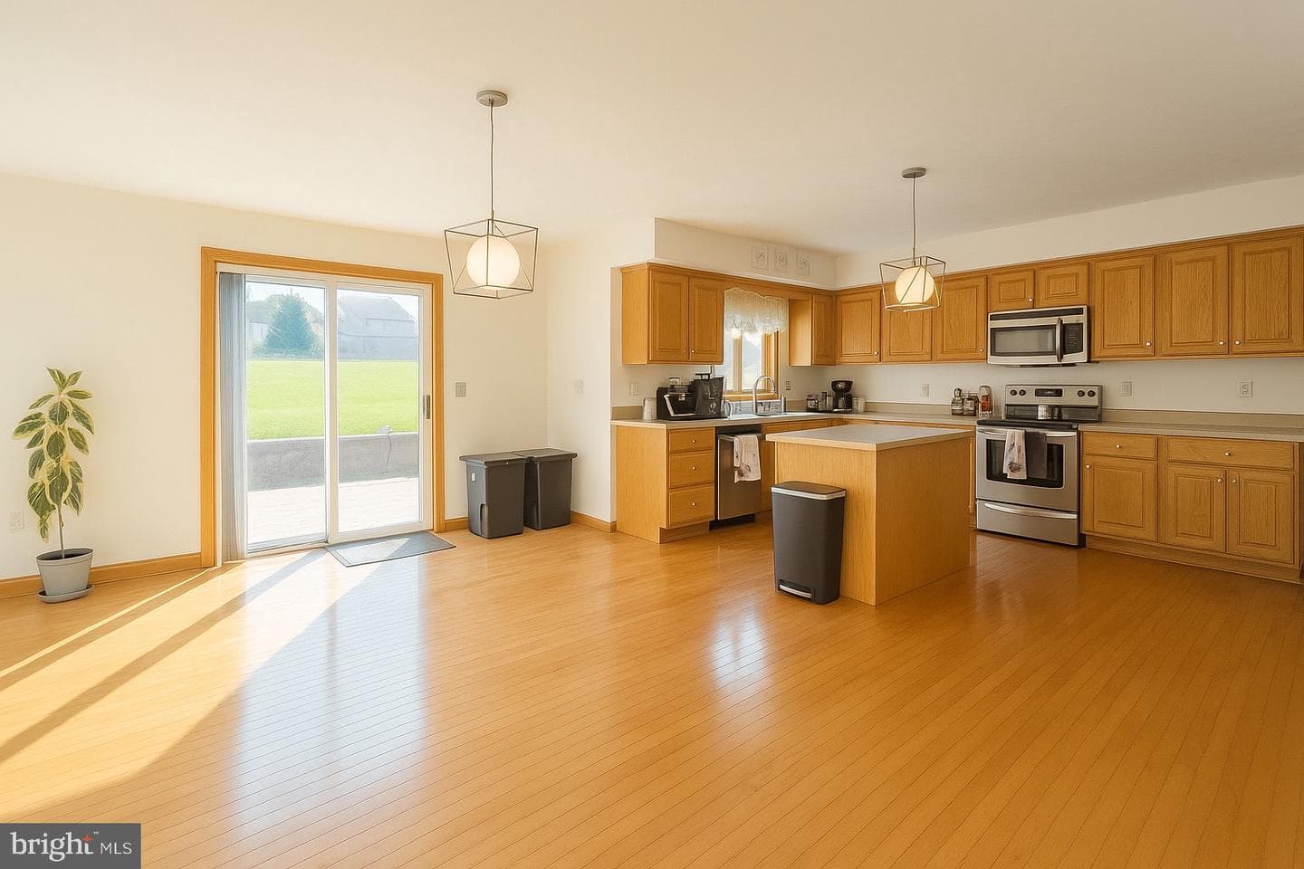213 1st Avenue photo 13