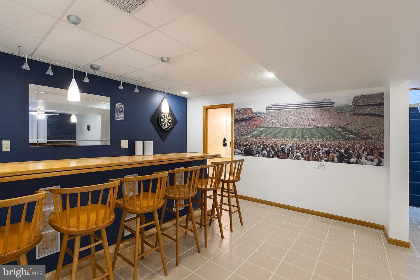 213 1st Avenue photo 34