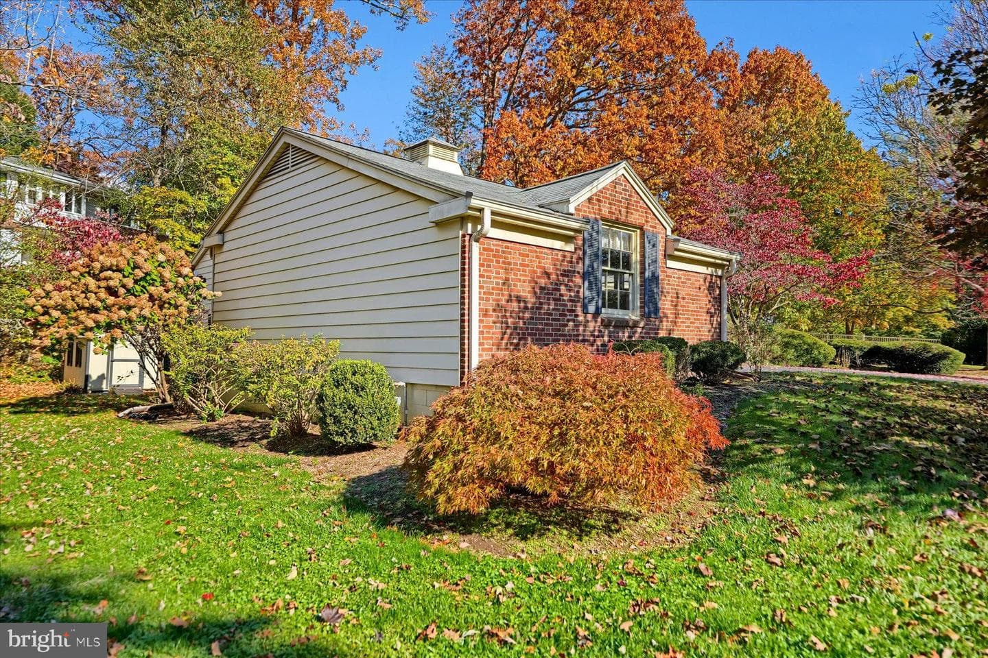 705 Westerly Parkway photo 49
