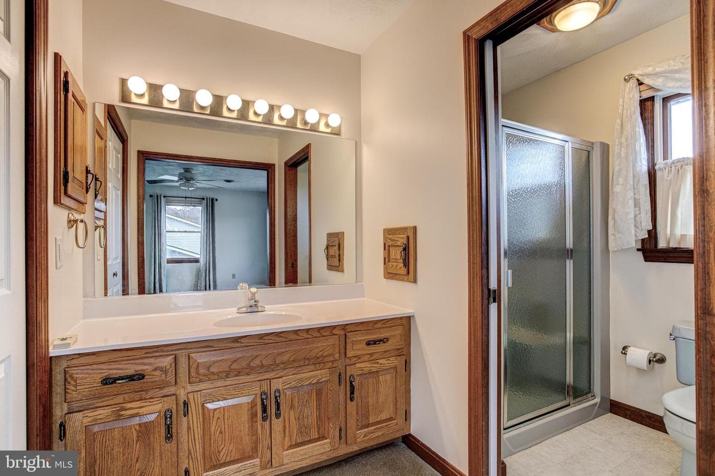 1765 Cambridge Drive photo 30