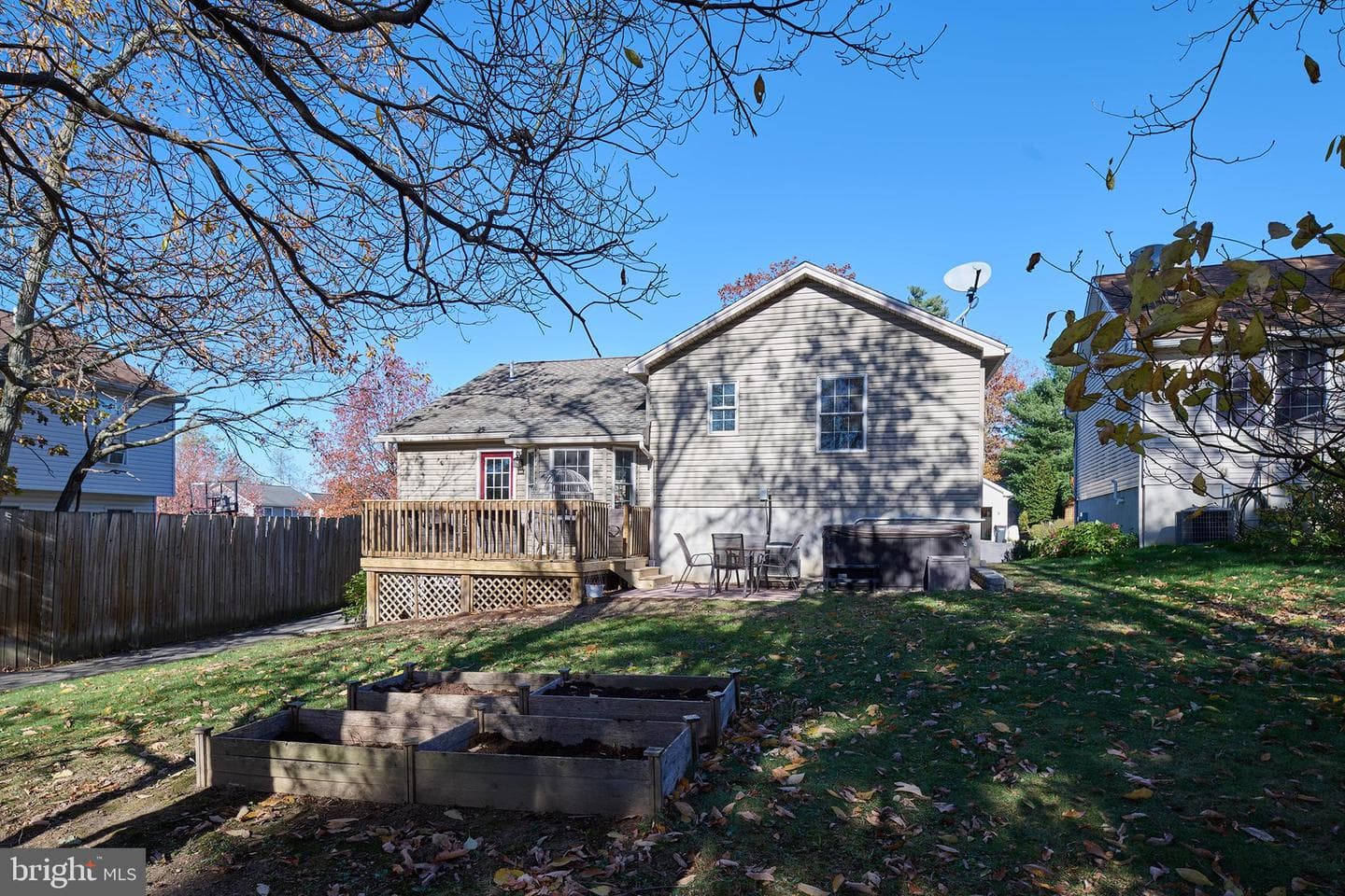 3182 Carnegie Drive photo 2