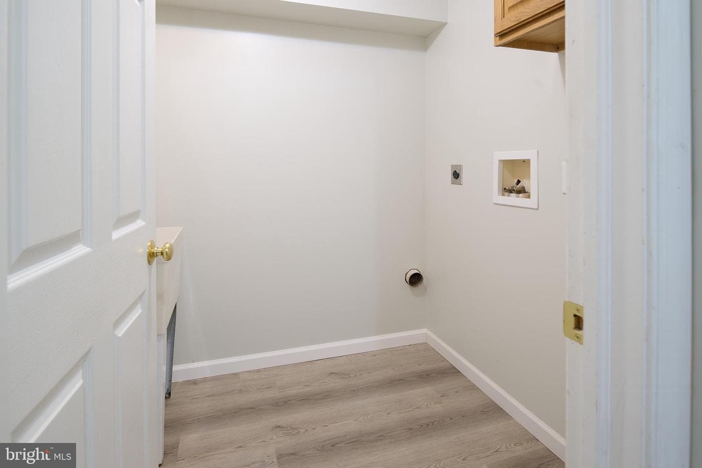 3182 Carnegie Drive photo 32