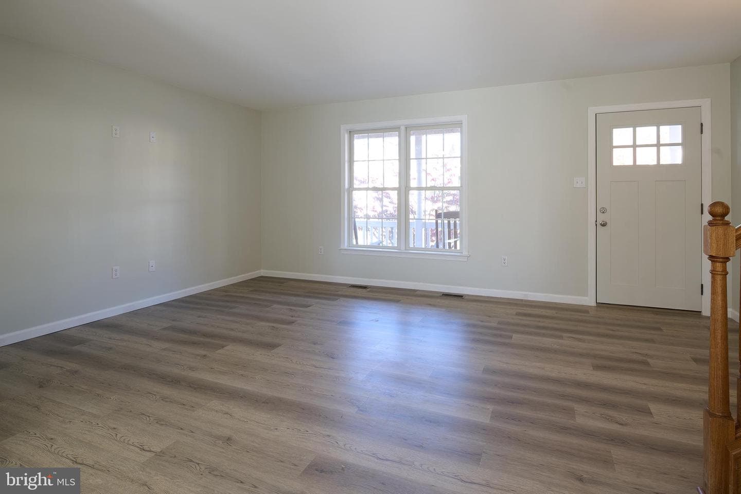 3182 Carnegie Drive photo 4