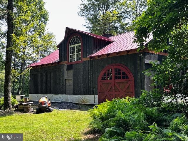 538 Two Mile Road photo 1