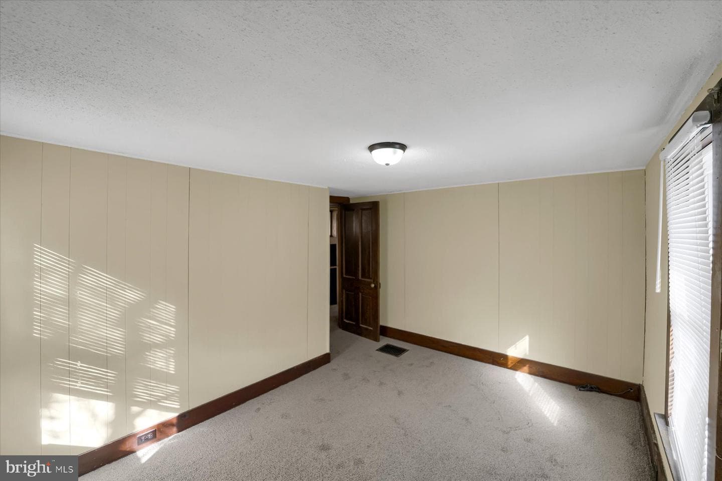 217 E College Avenue photo 20
