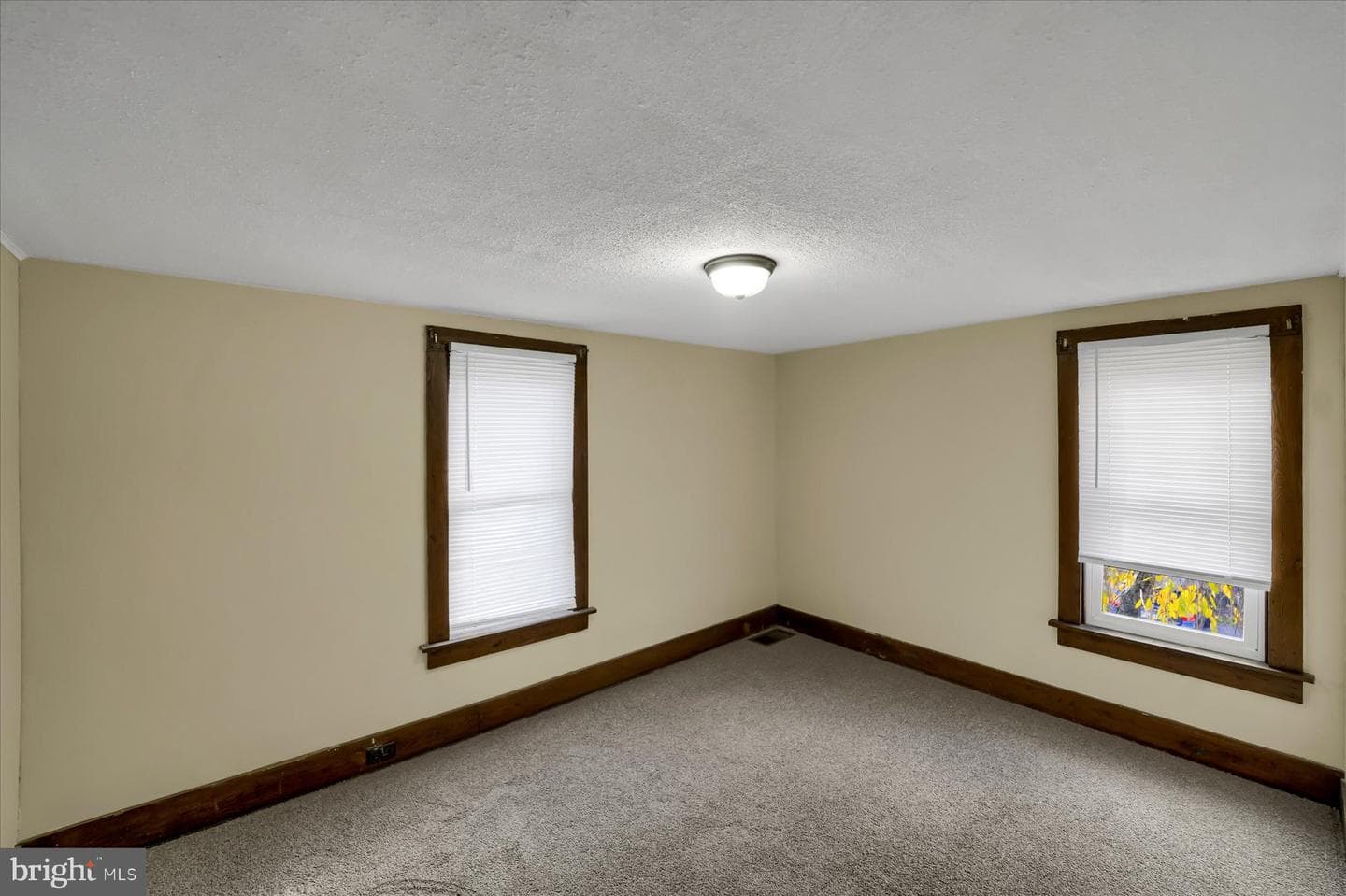217 E College Avenue photo 27