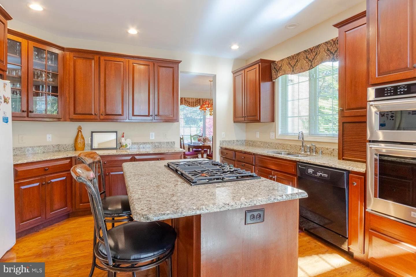 2251 Red Oak Lane photo 13