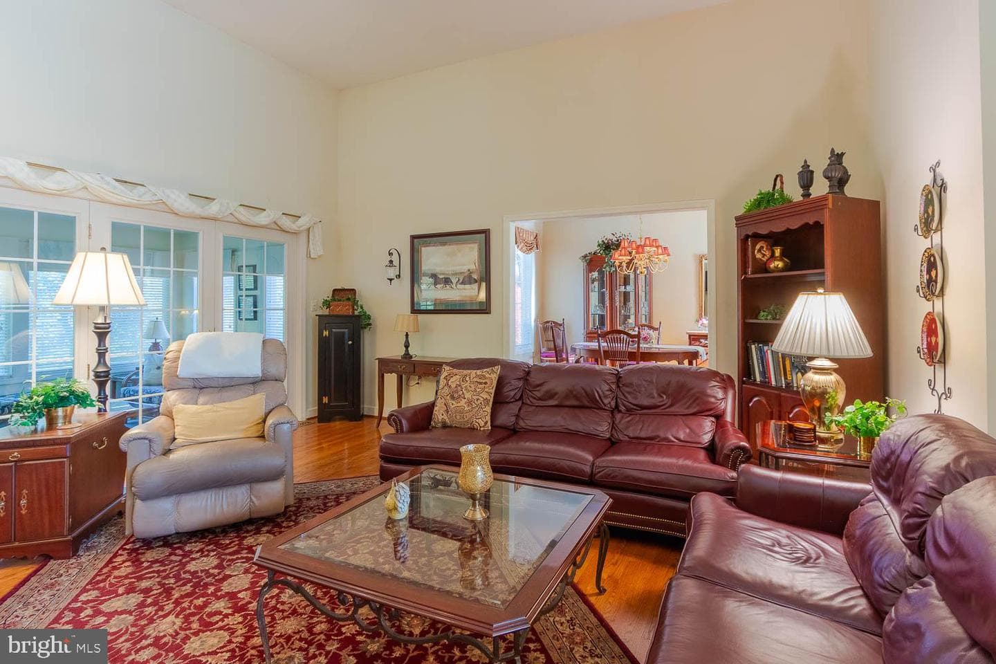 2251 Red Oak Lane photo 7