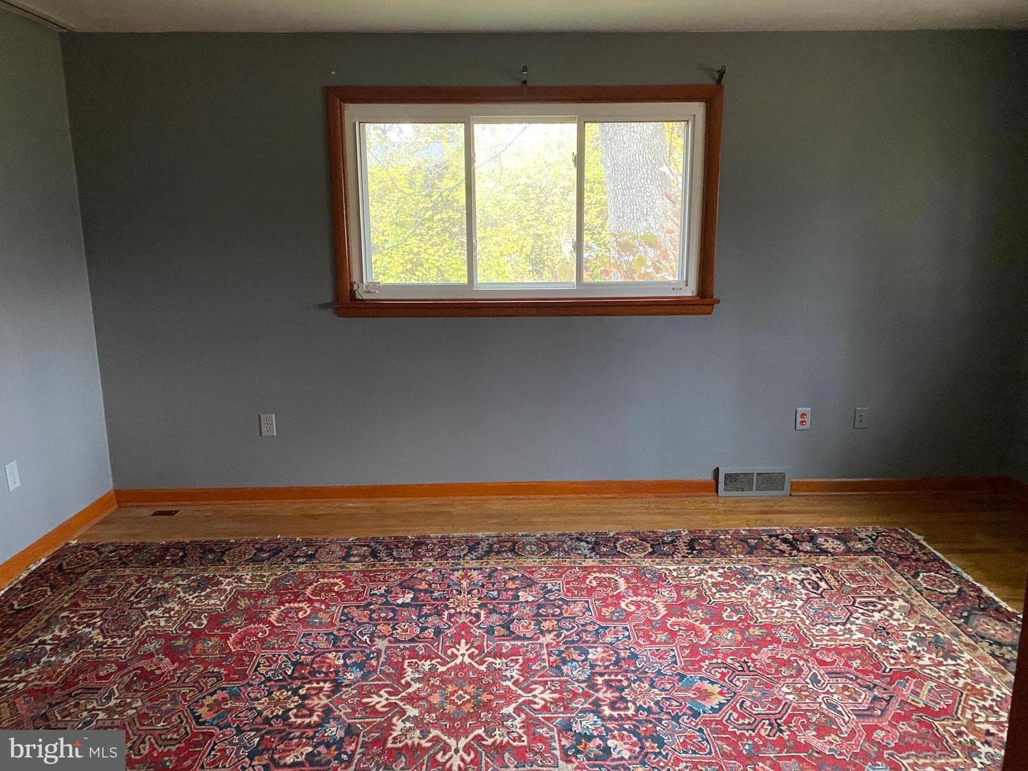 130 W Whitehall Road photo 5