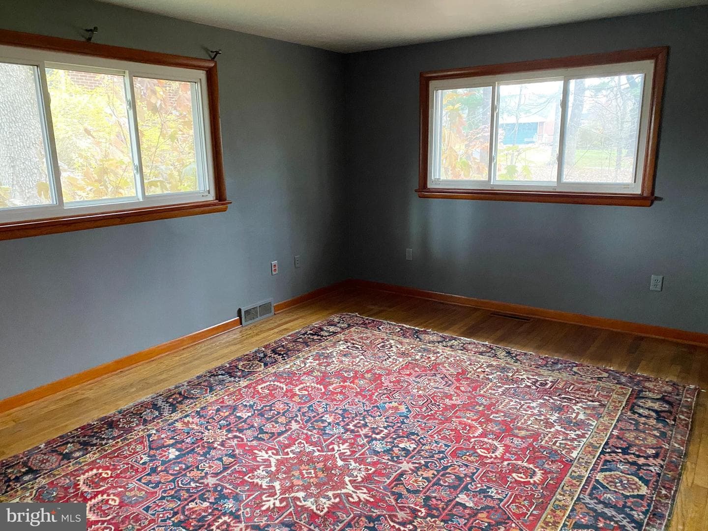 130 W Whitehall Road photo 6