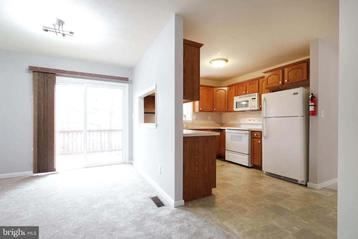 210 Amblewood Way photo 13