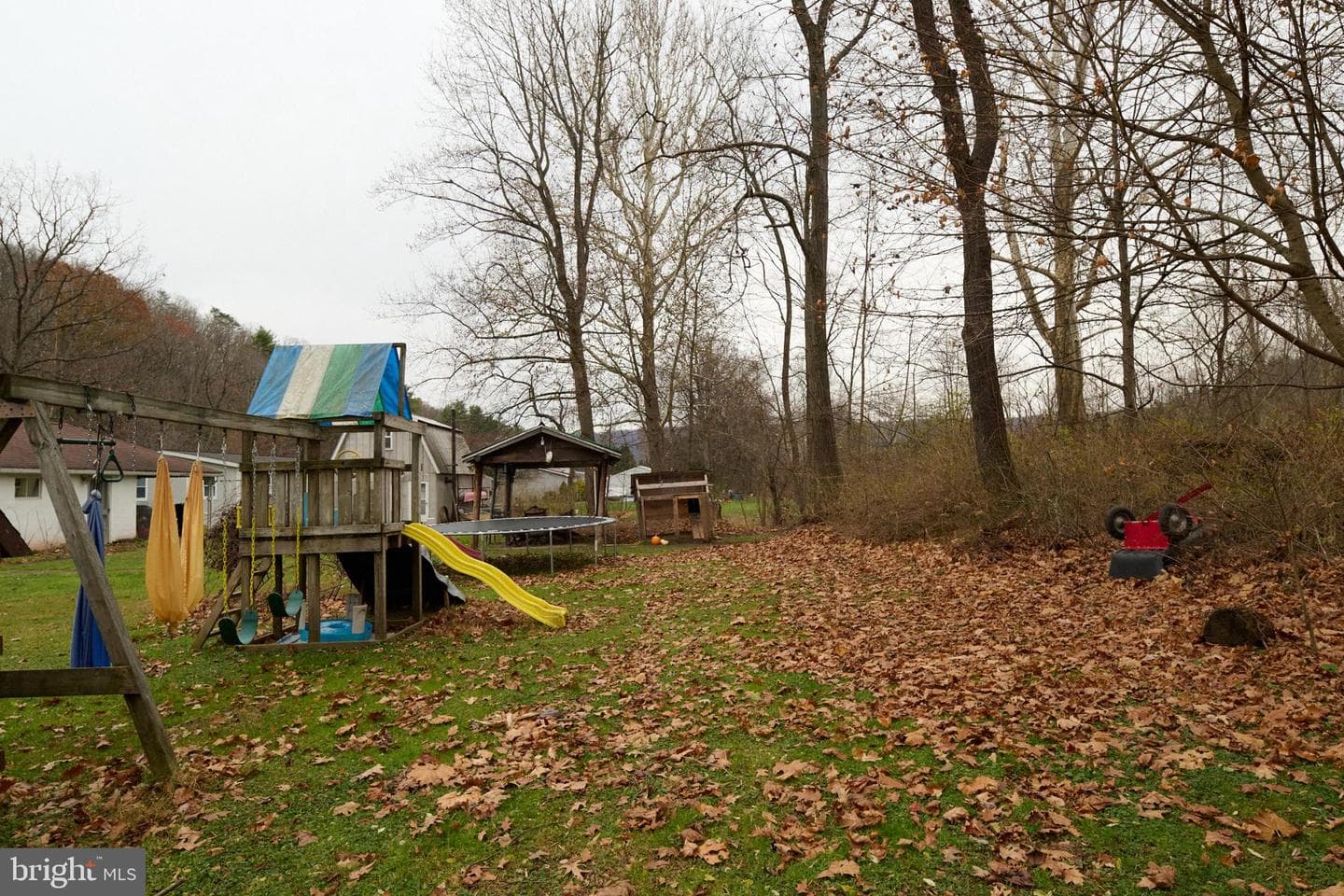 744 Runville Road photo 39