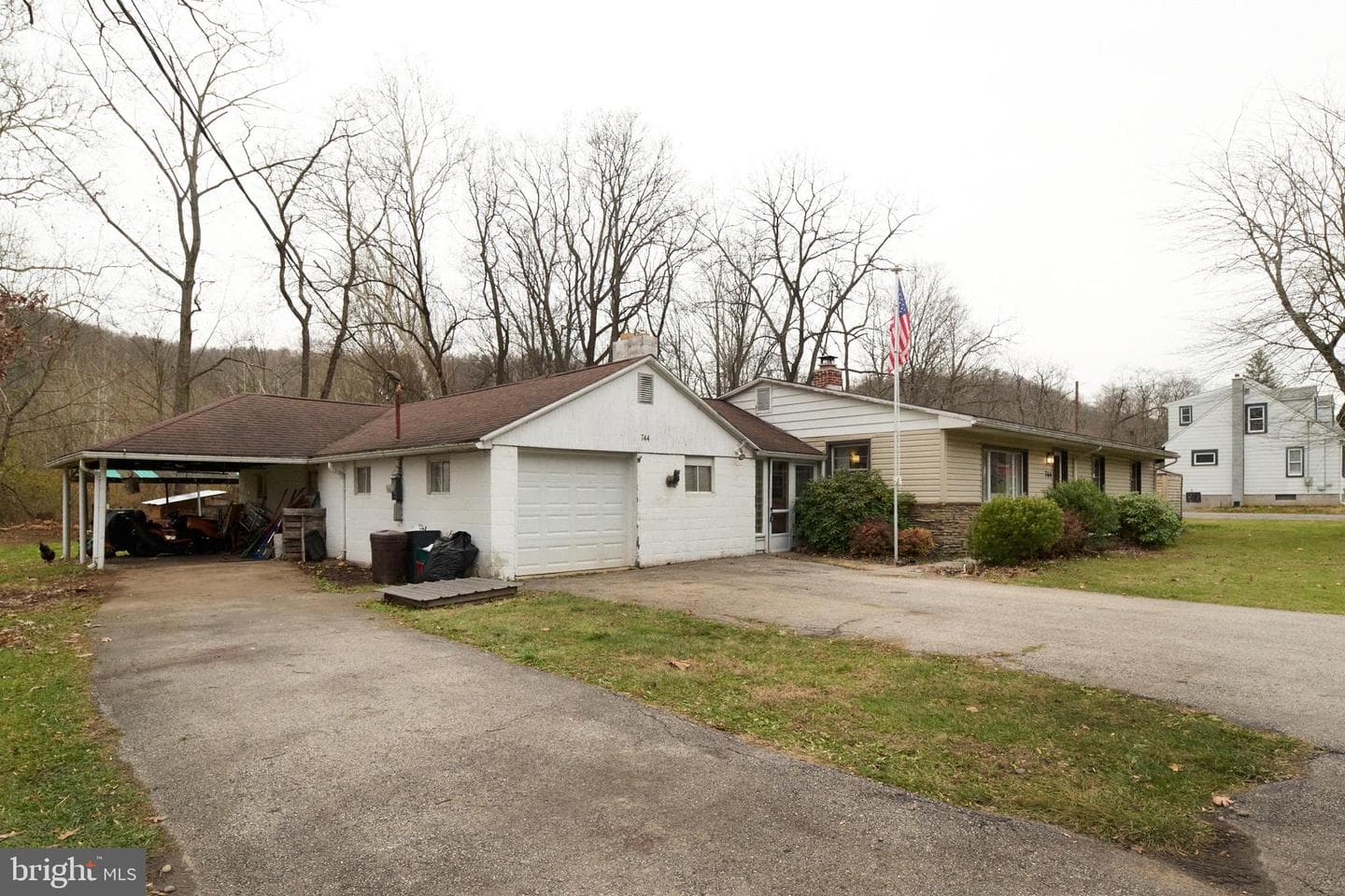 744 Runville Road photo 43
