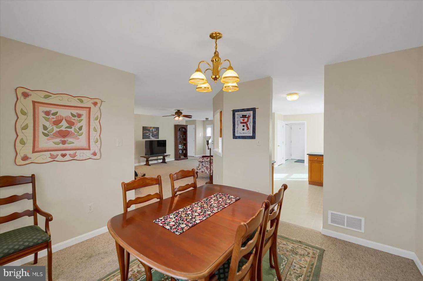 100 Forest Glen Circle photo 13