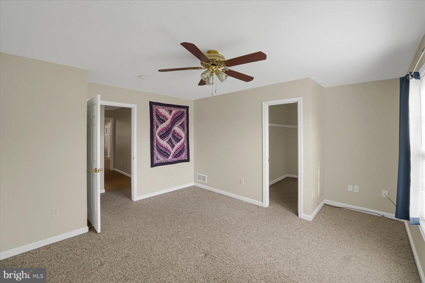 100 Forest Glen Circle photo 24