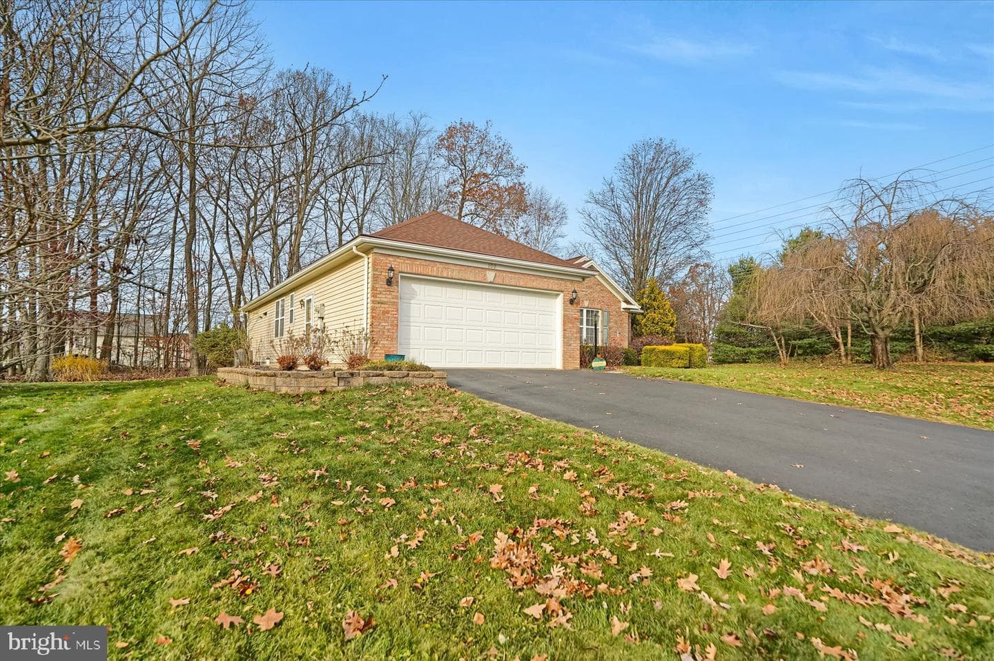 100 Forest Glen Circle photo 41