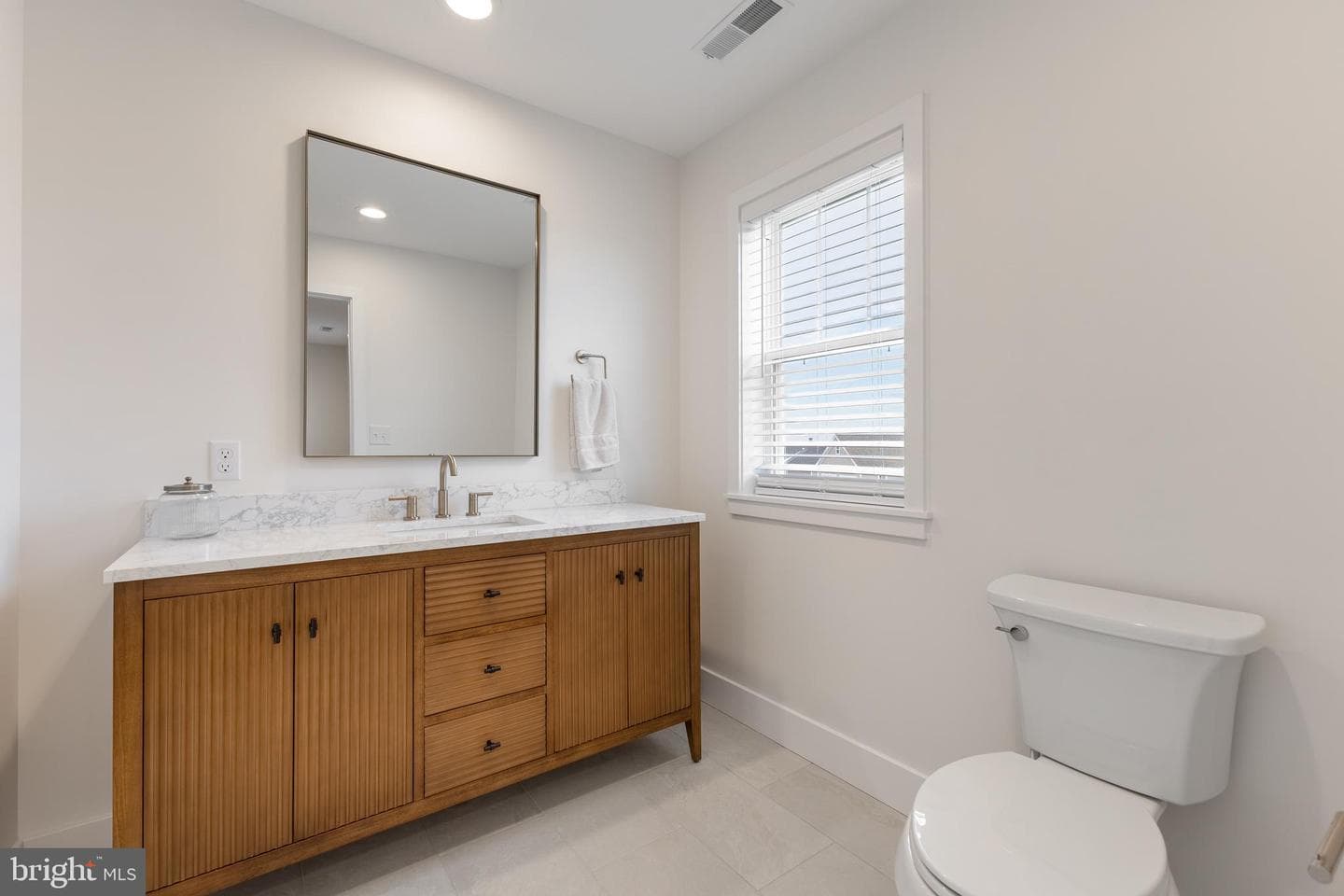 411 Farmhill Drive photo 40