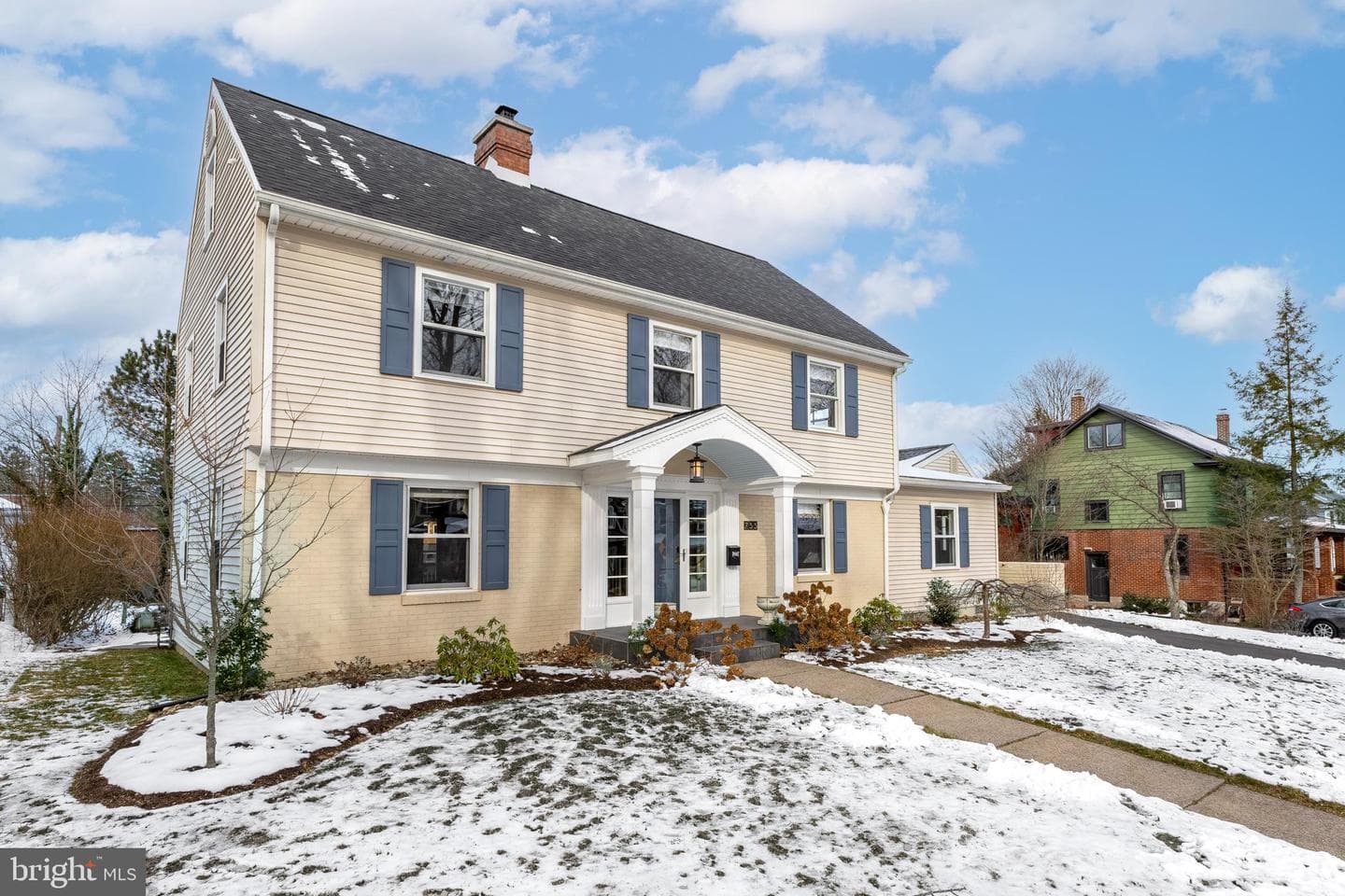 733 W Foster Avenue photo 3