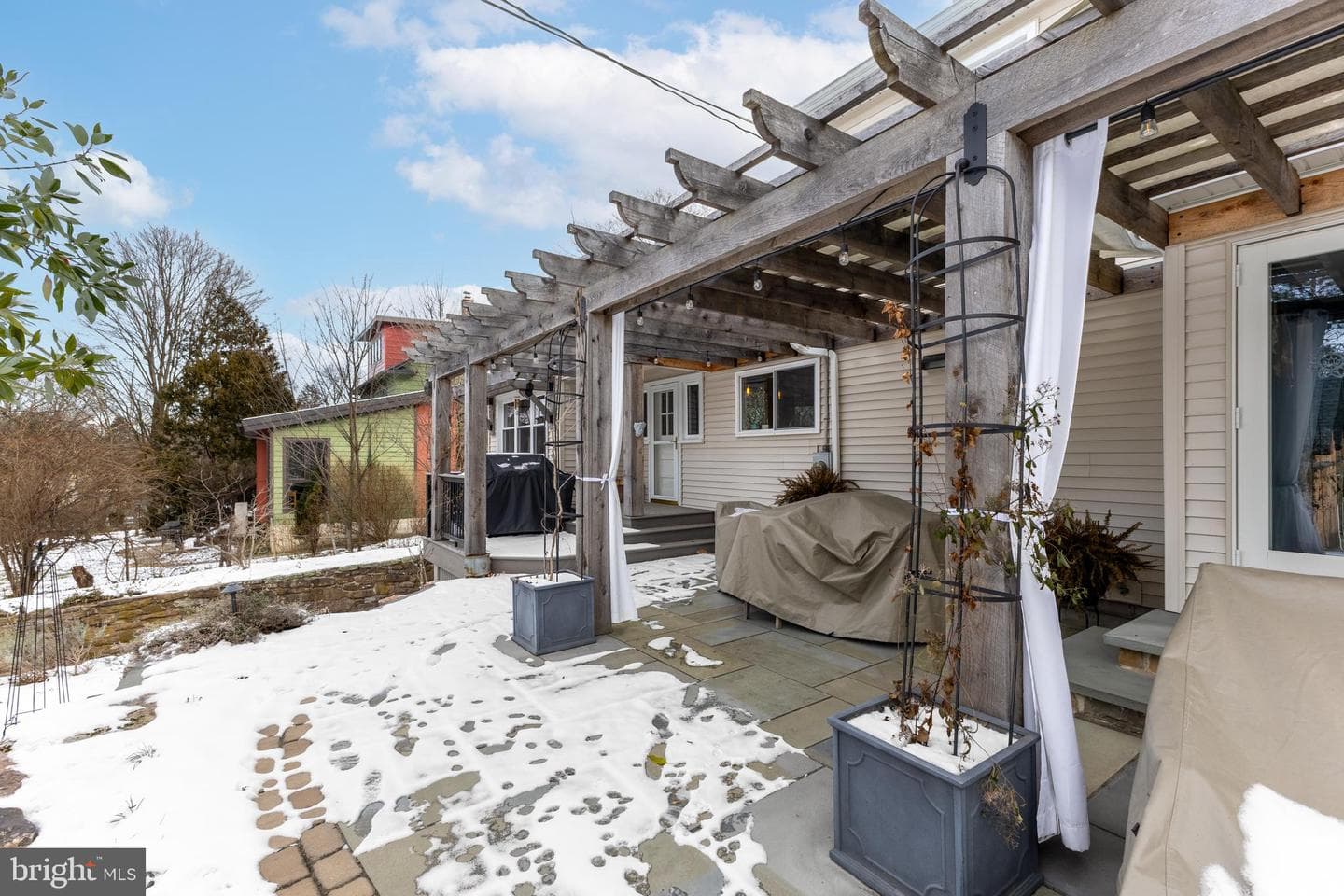 733 W Foster Avenue photo 45