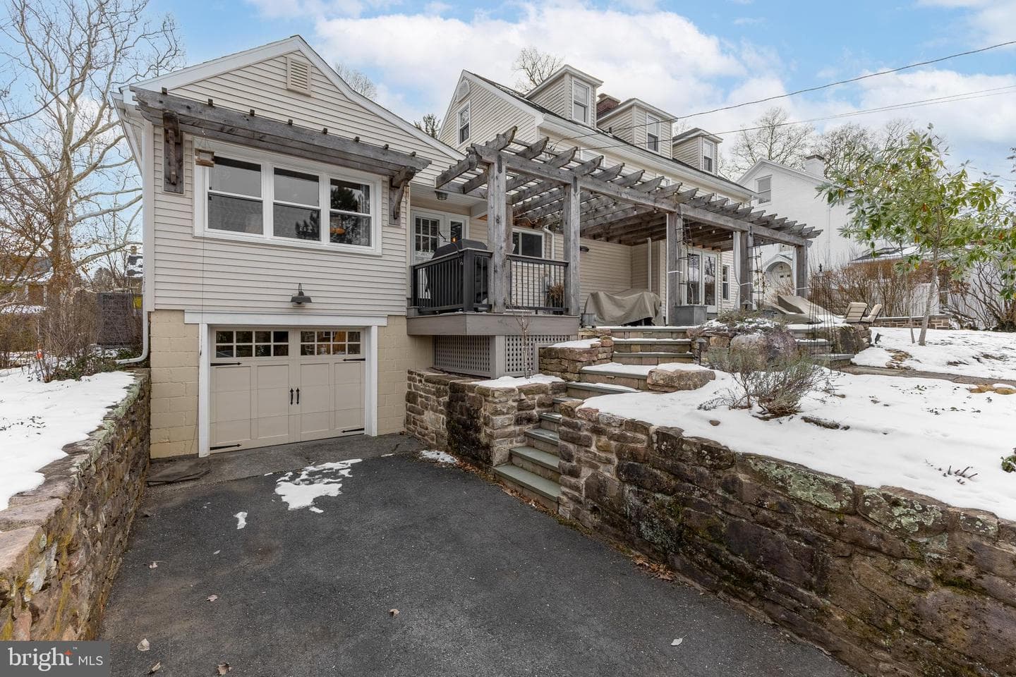 733 W Foster Avenue photo 49