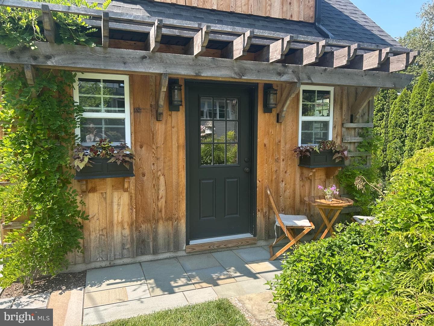 733 W Foster Avenue photo 55