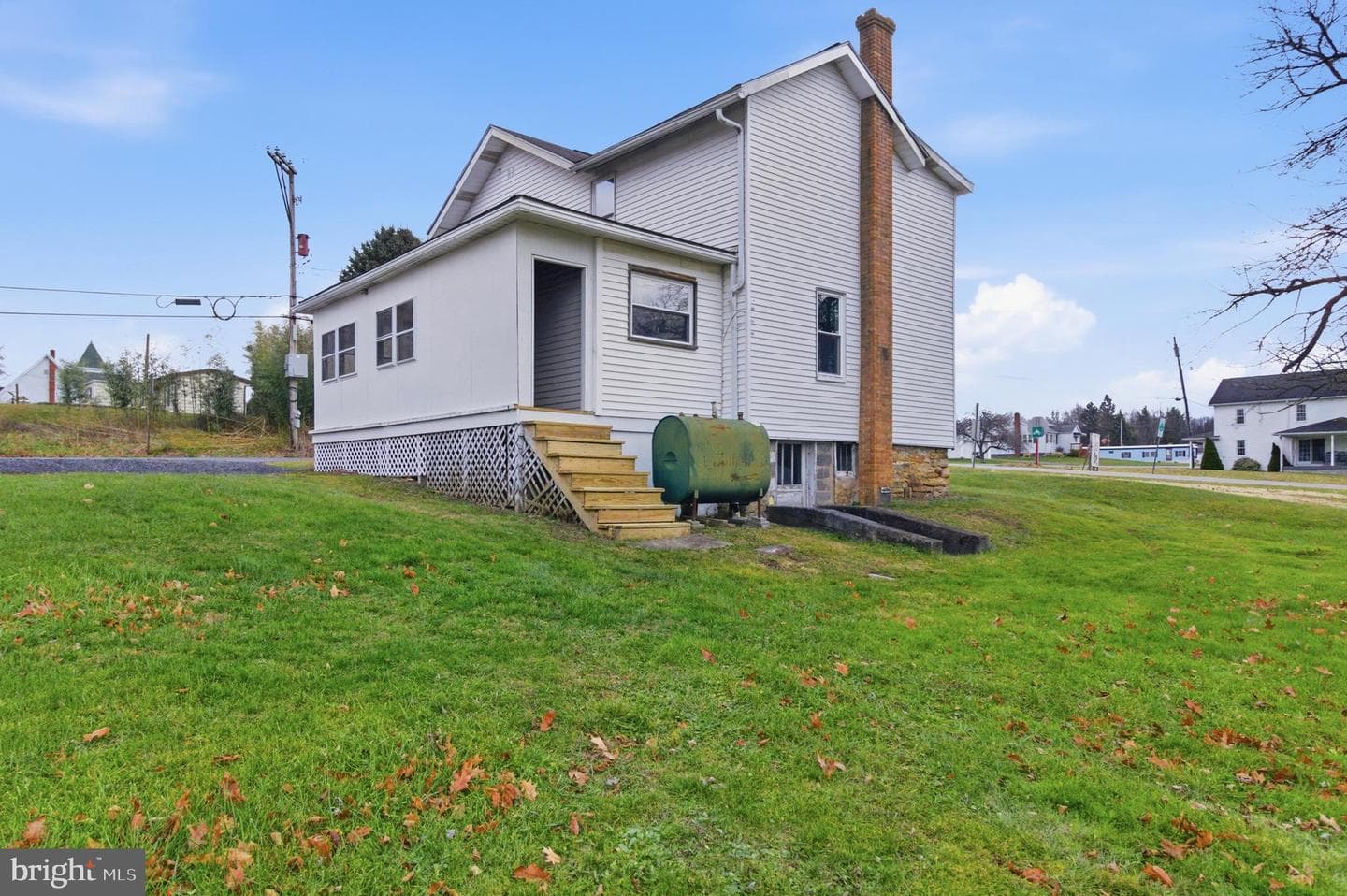 103 Spruce Road photo 6