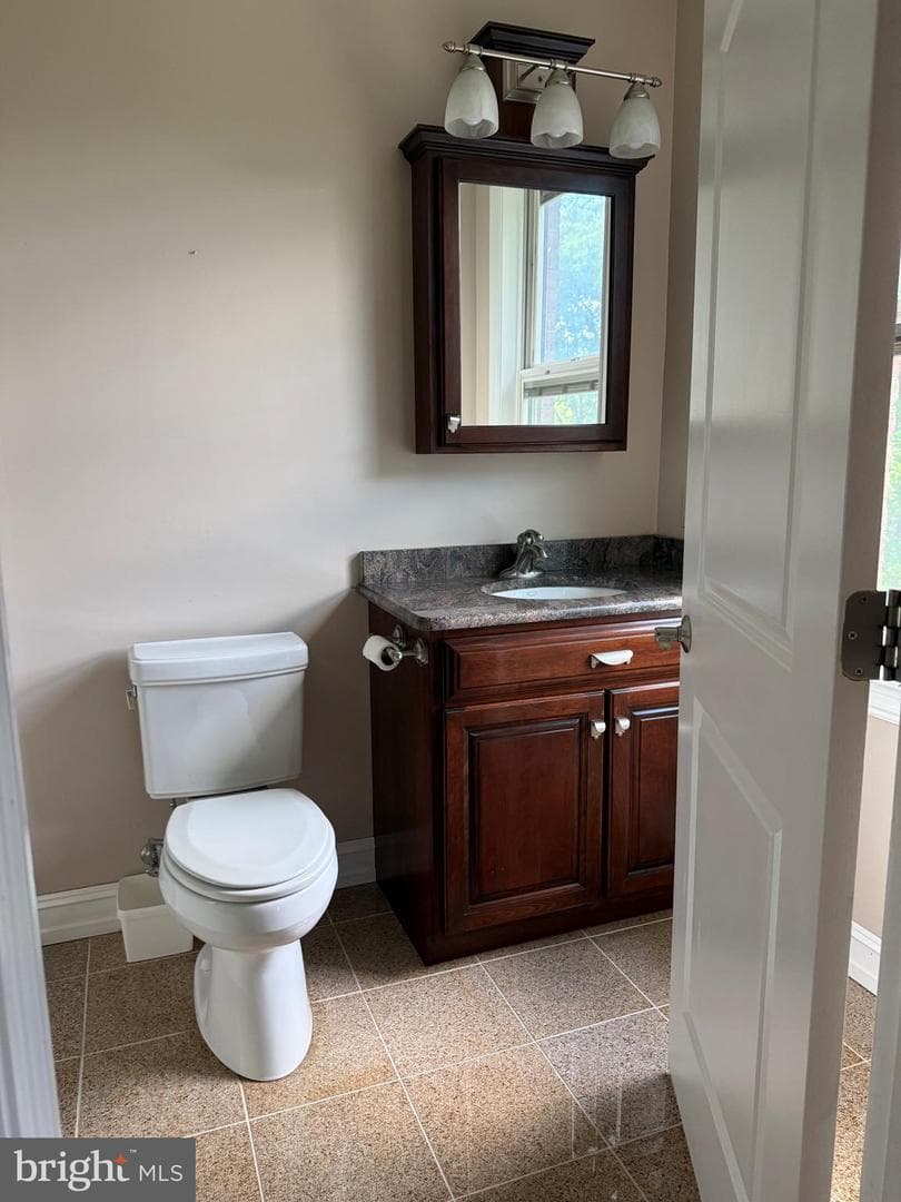 171 Manhasset Drive photo 29