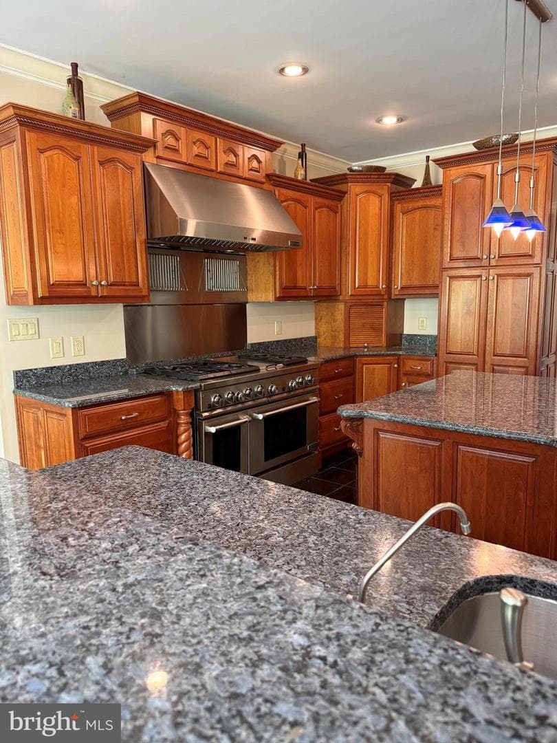 171 Manhasset Drive photo 60