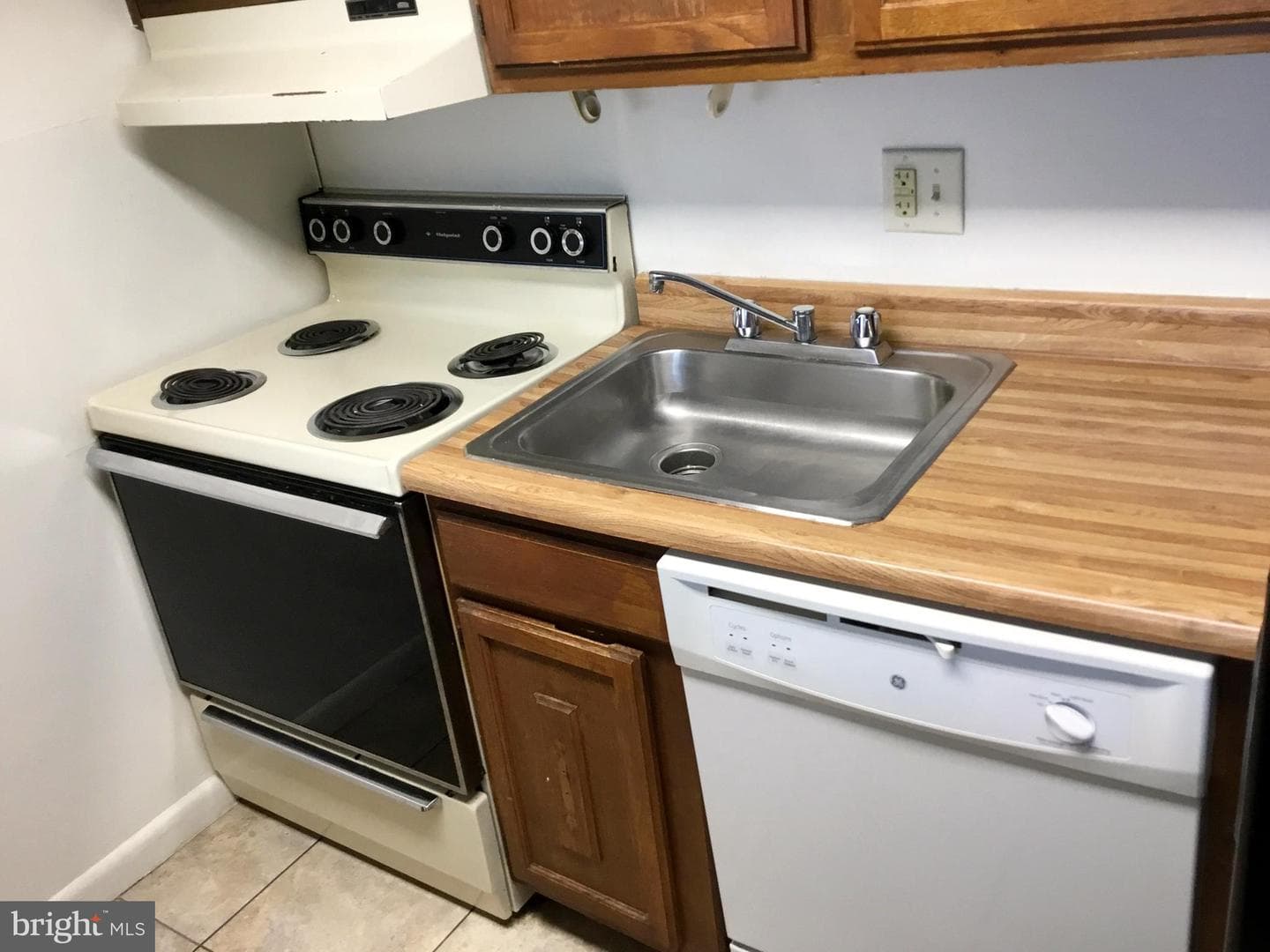 255 E Beaver Avenue #908 photo 5