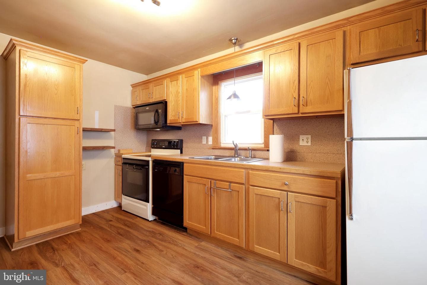 121 Harvey Street photo 13